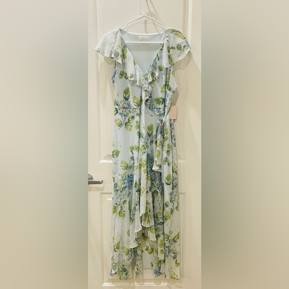 NEW…LC Lauren Conrad Floral Wrap Midi Dress - Picture 2 of 3